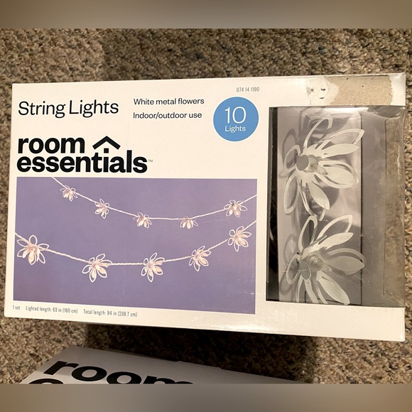 String Lights - White Metal Flower BNIB - Picture 1 of 1